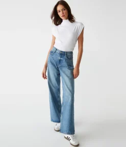 Amara Power Shoulder Tee