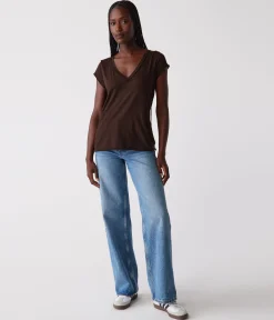 Baxter V-Neck Tee