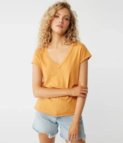 Baxter V-Neck Tee