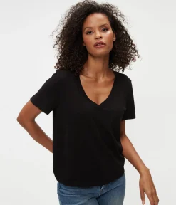 Daria V-Neck Tee