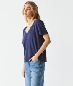 Daria V-Neck Tee