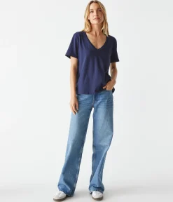 Daria V-Neck Tee