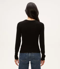 Finn Crew Neck Top