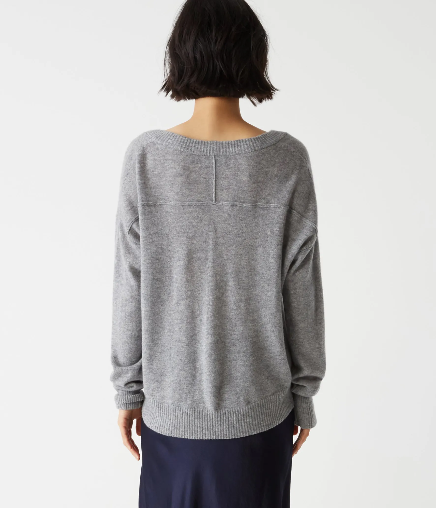 Gemma V-Neck Cashmere Sweater