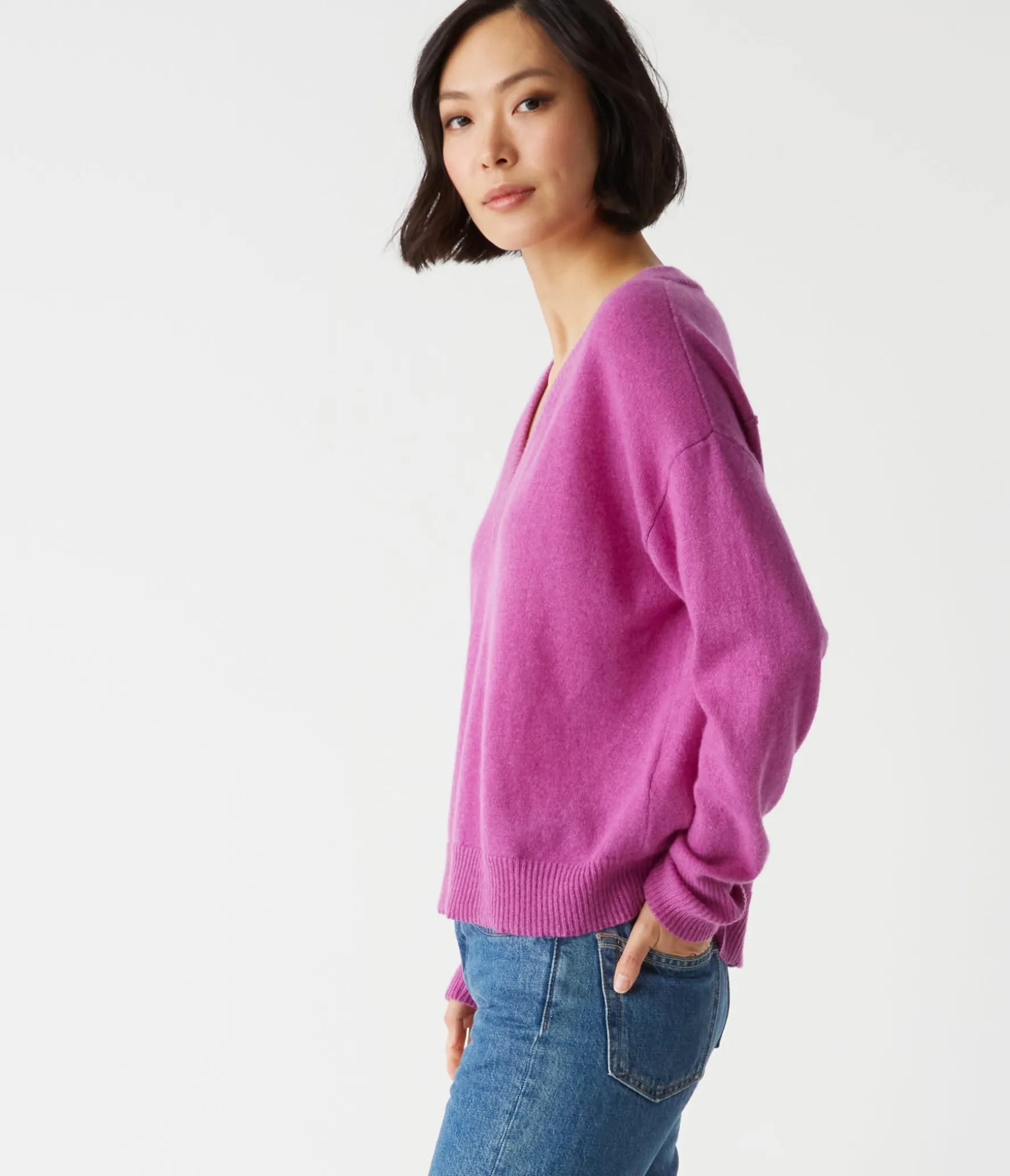 Gemma V-Neck Cashmere Sweater