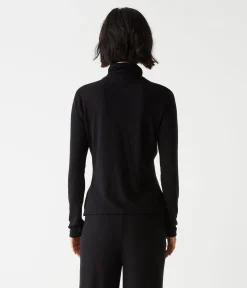 Hadley Turtleneck