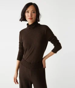 Hadley Turtleneck