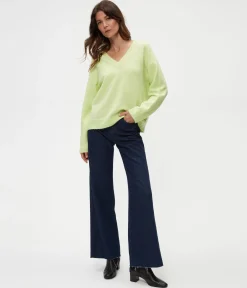 Hendrix V-Neck Sweater