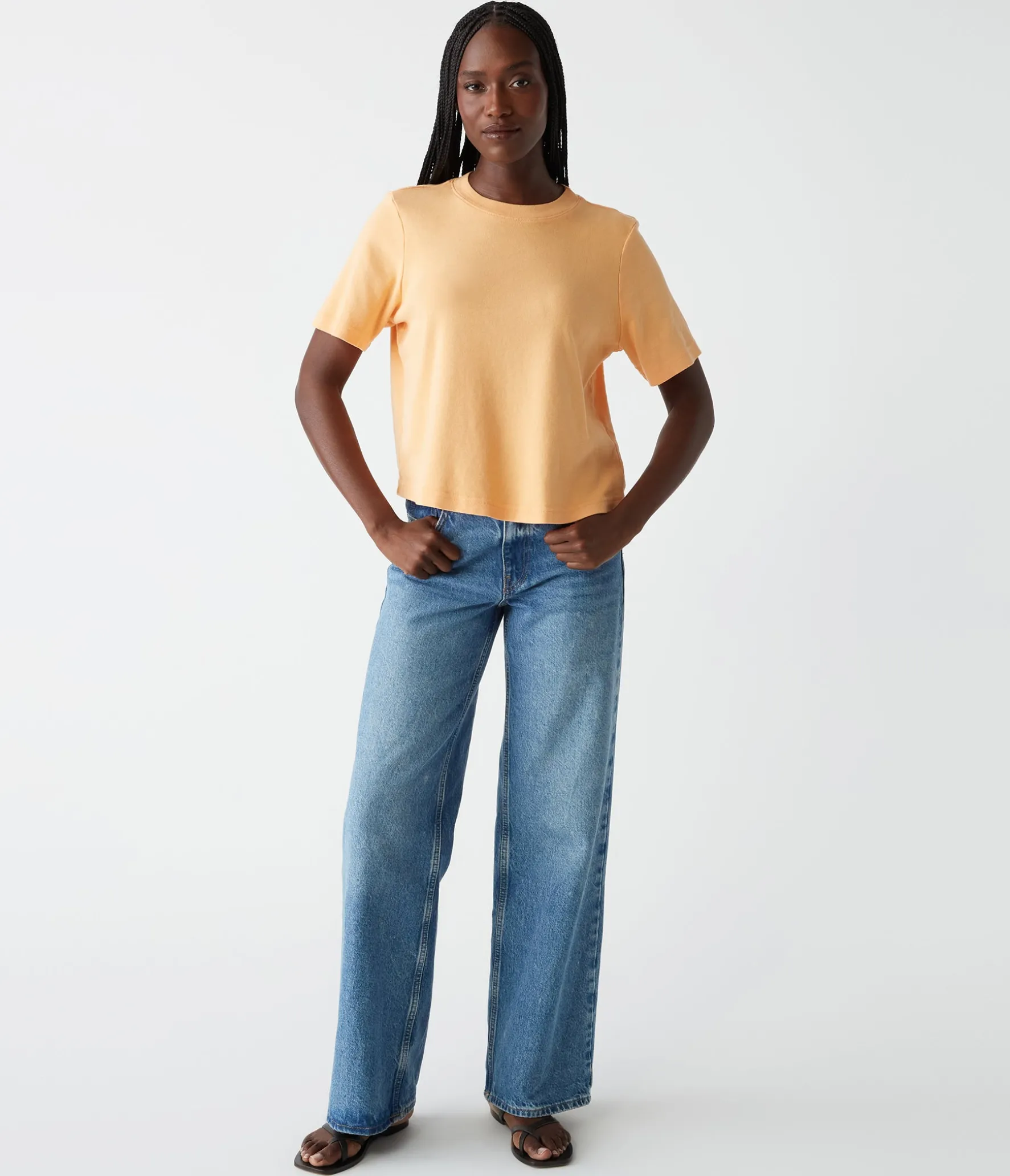 Kona Crew Neck Tee