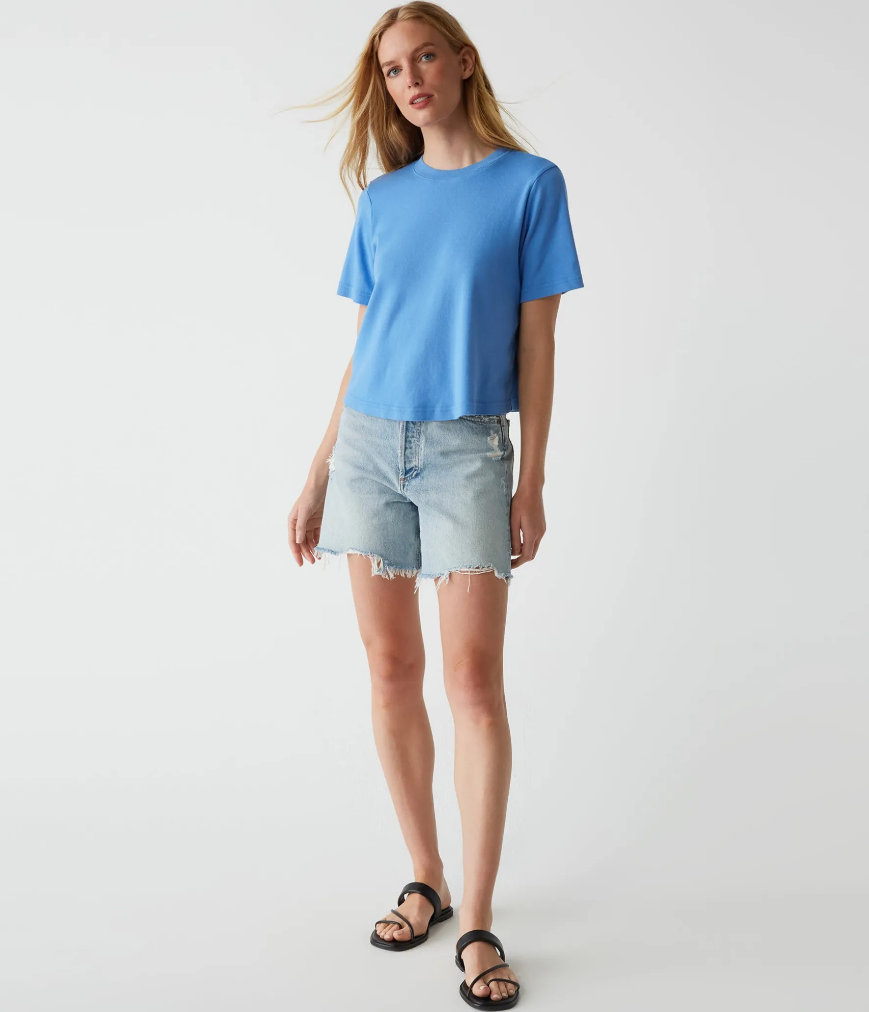 Kona Crew Neck Tee