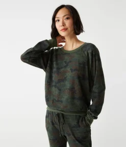 Mira Camo Pullover