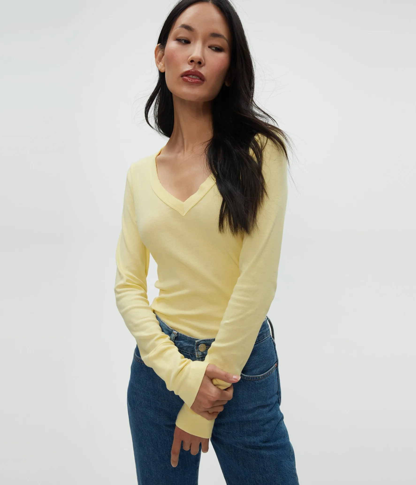 Molly V-Neck Tee