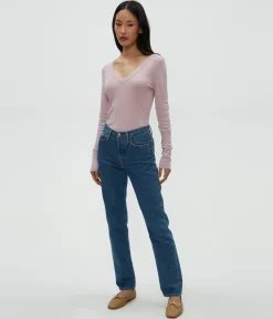 Molly V-Neck Tee