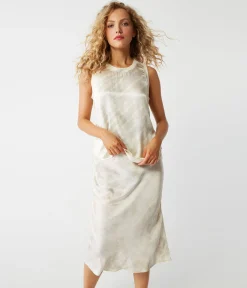 Shay Double Dye Tank
