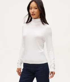 Tara Crop Turtleneck