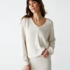 Vic V-Neck Pullover
