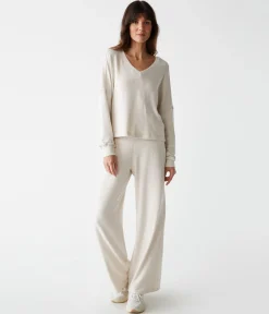 Vic V-Neck Pullover