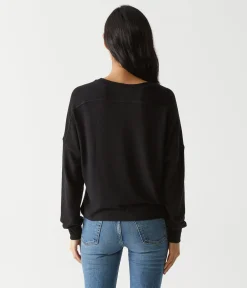 Vic V-Neck Pullover